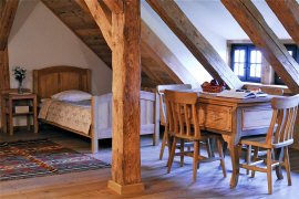 palatsi kartano hotelli ravintola majoitus huoneistot huoneet Puolassa Mazury