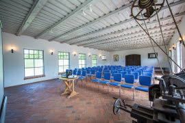 palatsi kartano hotelli ravintola majoitus huoneistot huoneet Puolassa Mazury