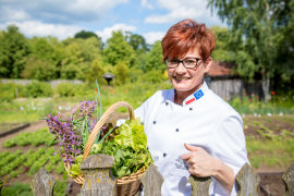 palatsi kartano hotelli ravintola majoitus huoneistot huoneet Puolassa Mazury