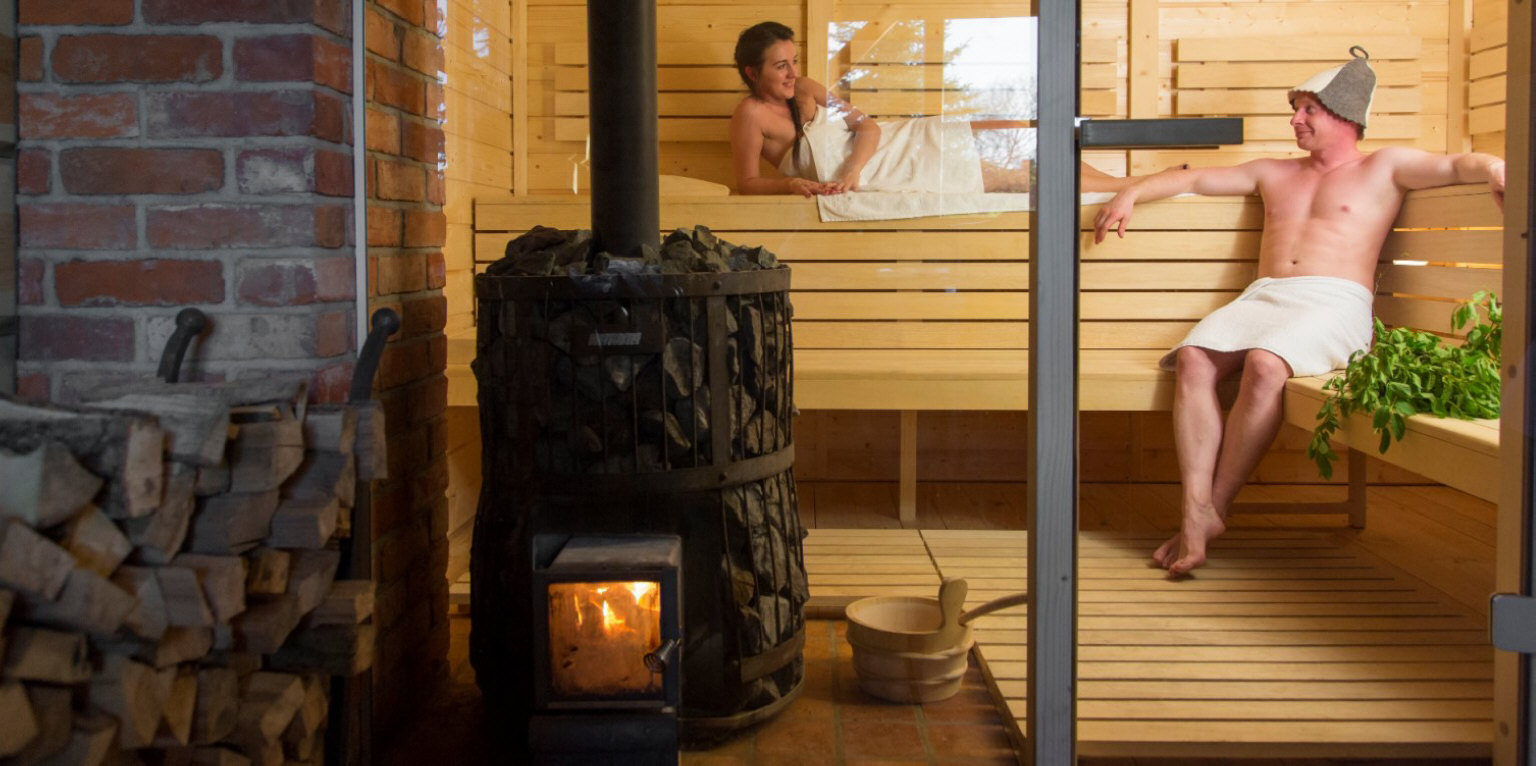 palatsi kartano hotelli ravintola majoitus huoneistot huoneet Puolassa Mazury